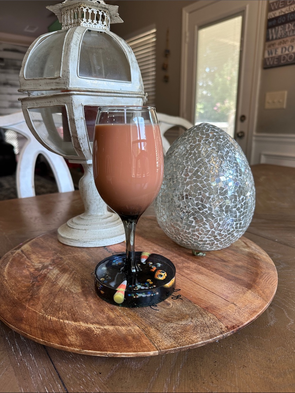 🎃Black tinted 👻wine glass with epoxy resin base